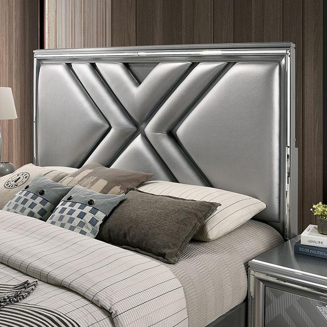 Emmeline Queen Bedroom Set Silver