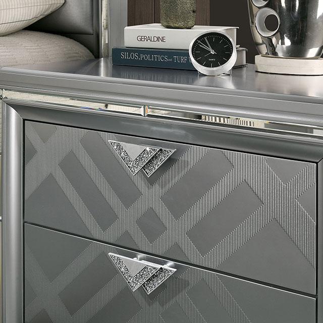 Emmeline Queen Bedroom Set Silver